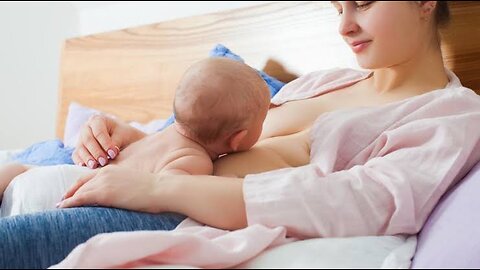 Hot 🥵 Mother feeding with baby 💗🍼 Enjoy ❤️