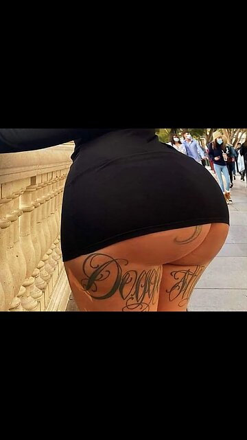 ⚡ Model Assquake 😈