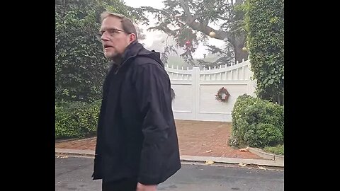 IP2 Stories - SJC Trolls Outside Rob Reiner & Familys Crib