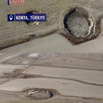 Giant 🕳sinkholes are emerging in their hundreds on 🇹🇷Turkish farmland