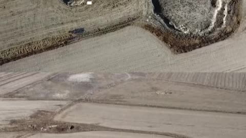 Giant 🕳sinkholes are emerging in their hundreds on 🇹🇷Turkish farmland