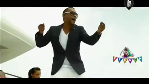 HTV - Don Omar ft. Lucenzo Danza Kuduro (HTV FIESTA 2010)
