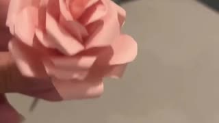 Paper rose DIY!