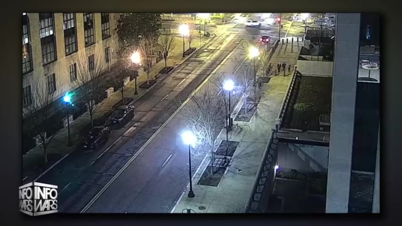 ALEX JONES [FULL] Tuesday 12/30/25 • Bondi Issues Damage-Control Statement On Minnesota Somali Fraud