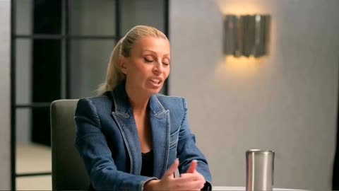 Listening Clears the Innocent - Evy Poumpouras on The Diary Of A CEO #understanding #bias