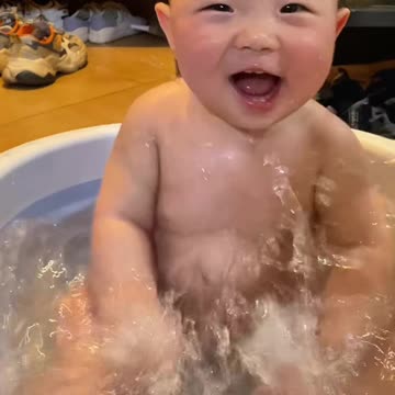 children shower enjoy funny time video 2025 skc.com 30