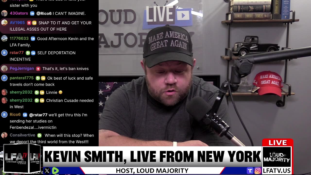 10,000 PEOPLE AT TPUSA EVENT AT OLE MISS - LOUD MAJORITY LIVE