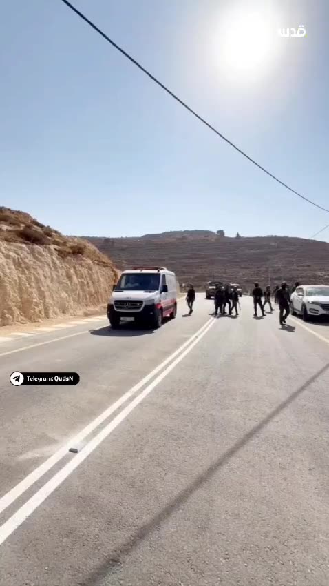 Israeli occupation forces clamp down on ambulance crews and obstruct their work