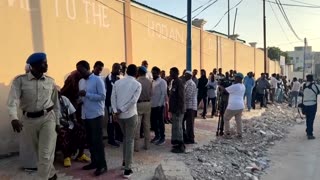 Polls open in Mogadishu as city tests break from clan-based system