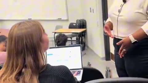 Professor tells student to "get the f—k out" of her class for using AI to create flashcards