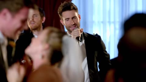 Maroon 5 Official video "SUGAR"