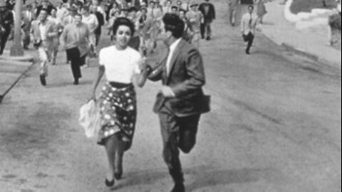 Invasion of the Body Snatchers-Kevin McCarthy, Dana Wynter, Carolyn Jones-1956 IMDb 7.7/10