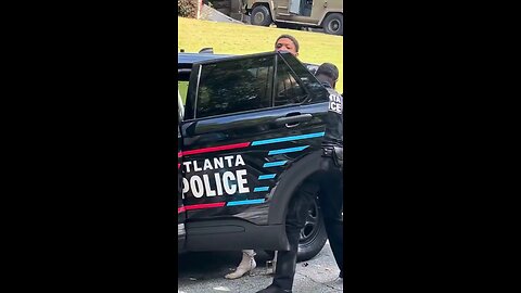 Last New Orleans Jailbreak Fugitive Busted in Atlanta: Shirtless Suspect Blows Kisses to Cameras