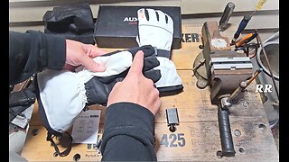 Rechargeable Heated Winter Gloves, Touchscreen Friendly