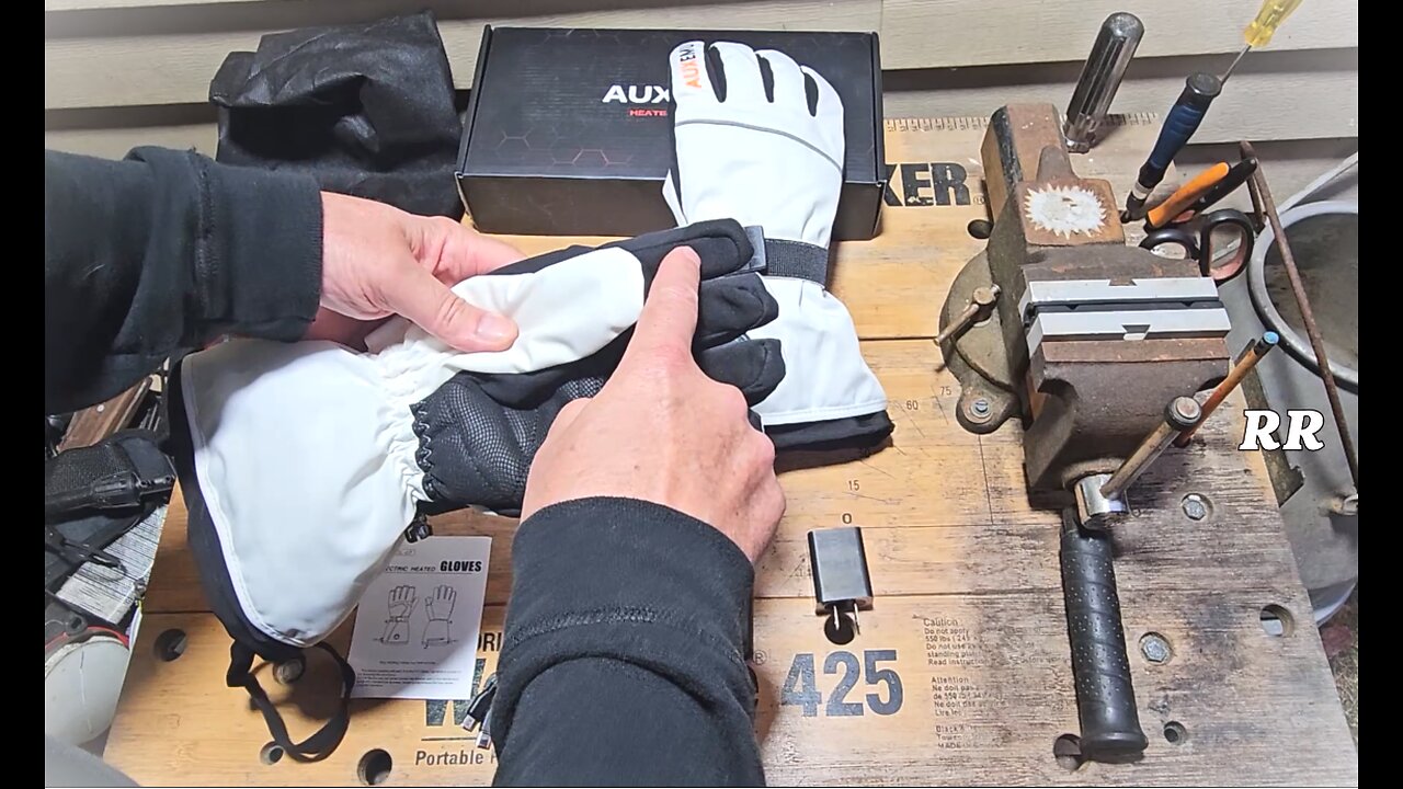 Rechargeable Heated Winter Gloves, Touchscreen Friendly