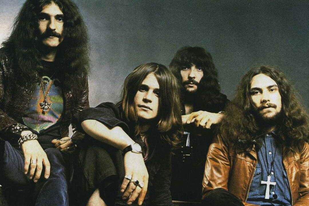 Falling Off The Edge Of The World ~ Black Sabbath / Heaven & Hell /