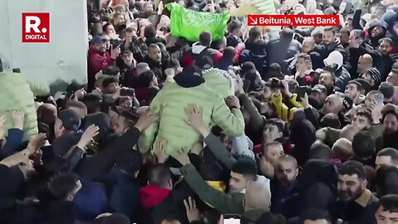 Captured On Camera_ Emotional Reunion Of Palestinian Prisoners With Families _ Israel _ Hamas