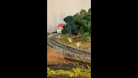 BNSF 557 leads local With 2 Geeps