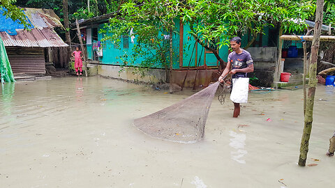 See how people in South Asia used to live indoors and catch fish during floods