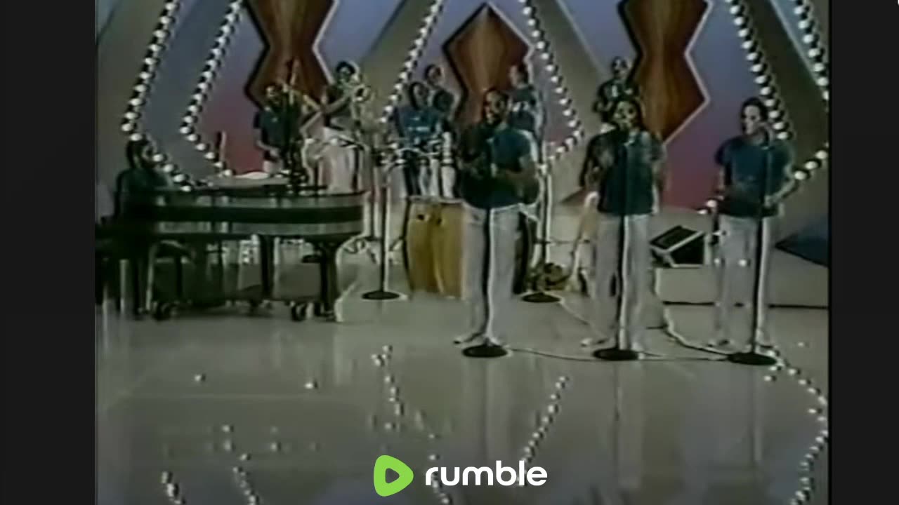 "L0 Tuy0 & L0 Mi0" (1985) - Ray Barrett0 & 0rq.