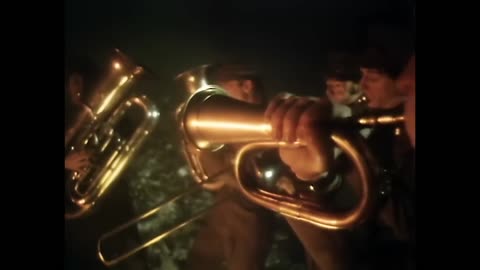 Jona Lewie - Stop The Cavalry