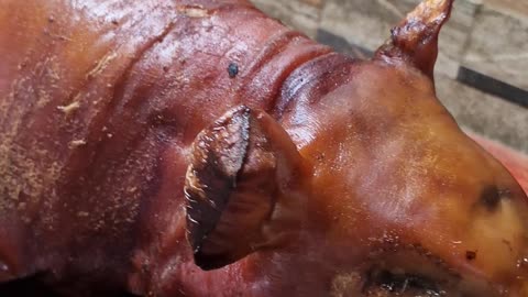 Lechon Baboy – My Favorite Filipino Food as a Foreigner