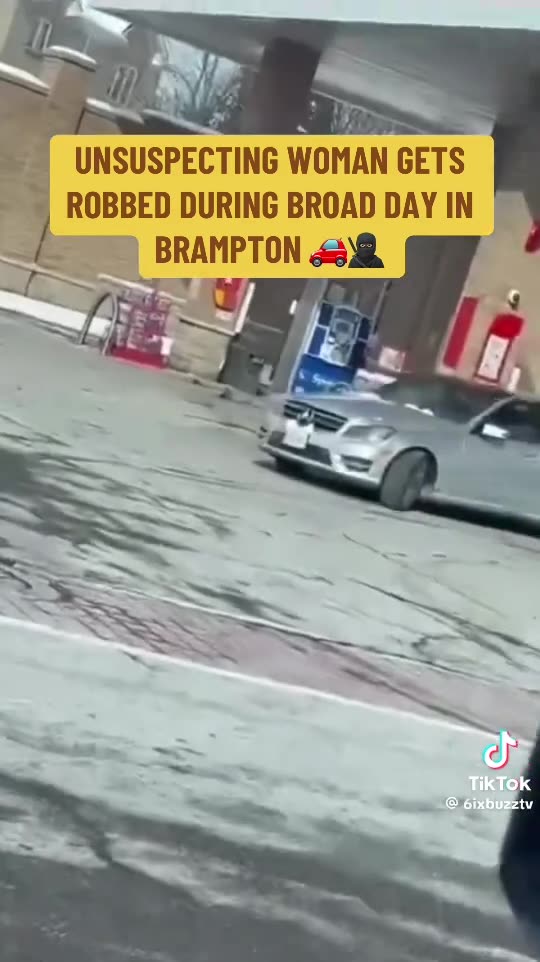 UNSUSPECTING WOMAN GETS ROBBED DURING BROAD DAY IN BRAMPTON 🚗🥷