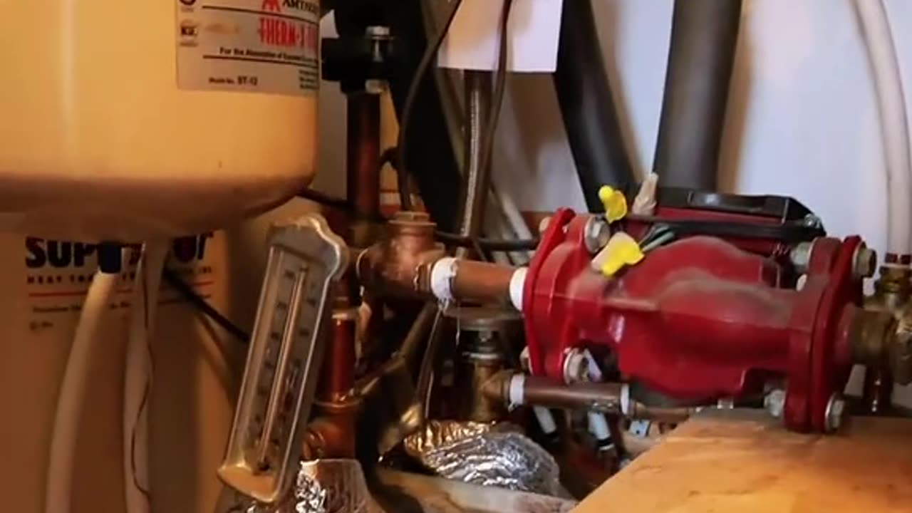 This guy has not paid a heating bill for 40 years