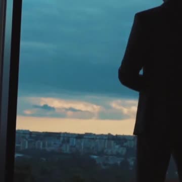 Clear distractions to HEAR God's voice more! 🚫📱🙌