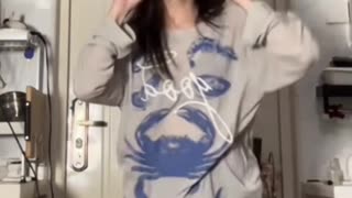 Dainty Off-white Shorts Supple Hip Hop Dance | Daily Beauty EP 1419