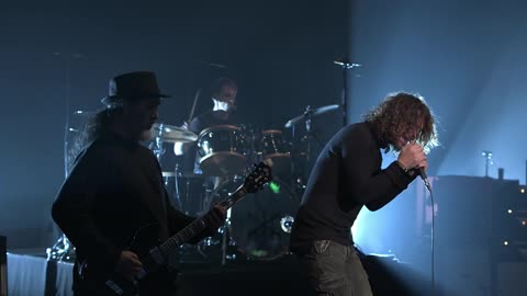 Drawing Flies - Soundgarden (live)