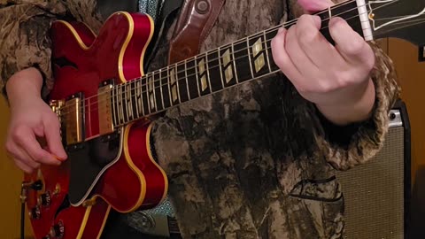 Chris Deburgh don't pay the ferryman guitar example.