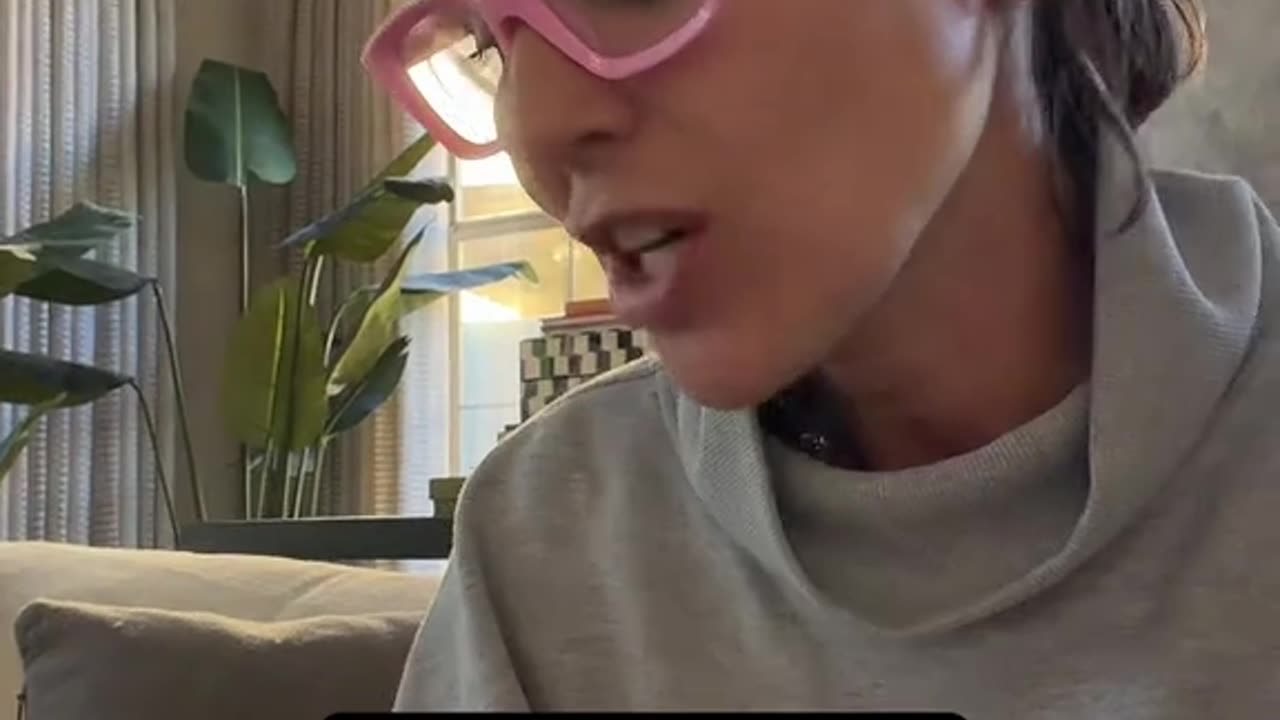 THIS IS US MAILING 🤣🤣 HAVE YOU SEEN THE WORTH OF TURNING POINT 🤣