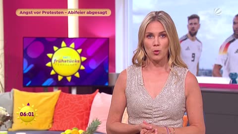 Alina Merkau FFS sexy time in day (3)