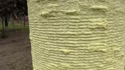 Russians Insulating Water Tank in Hopes the Entire Town's Water Doesn't Become an Ice cube