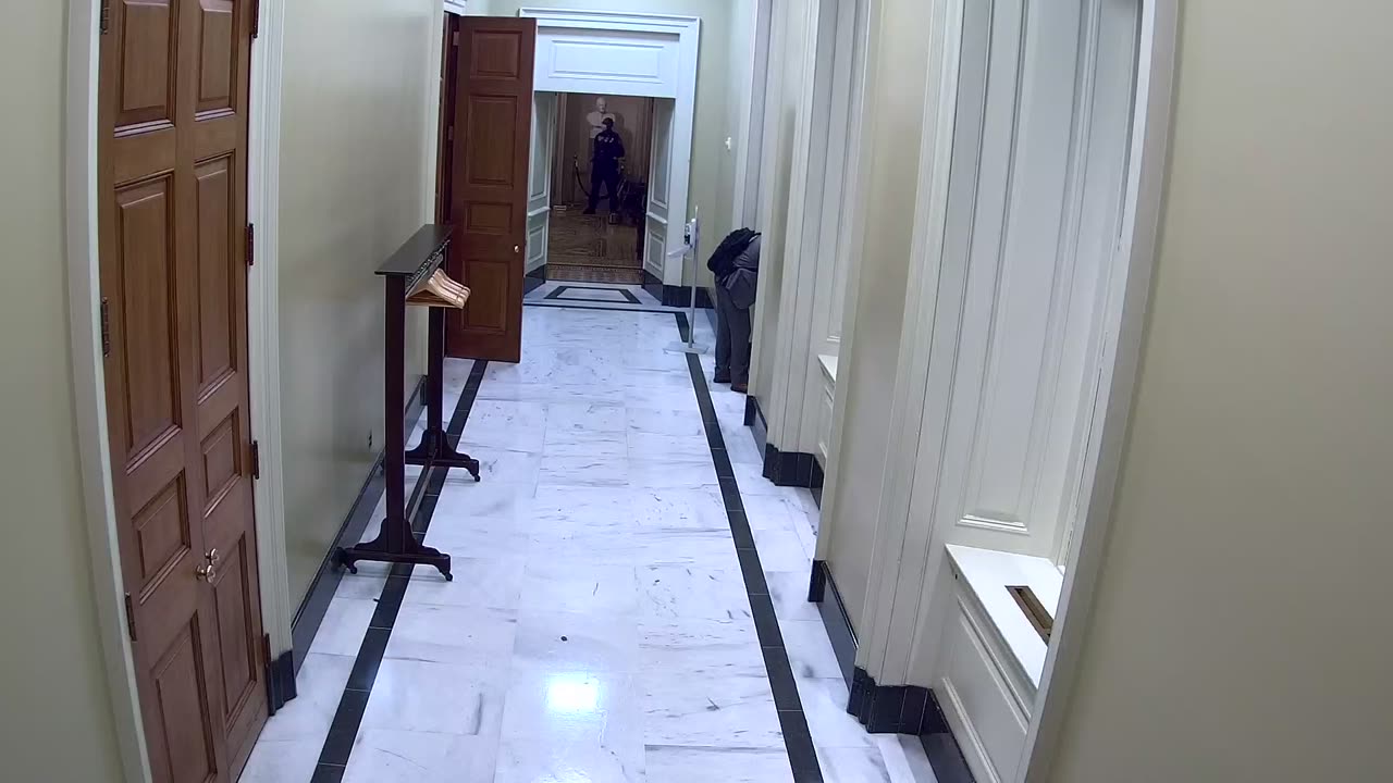 0214USCS02S207_2021-01-06_20h00min03s197ms.mp4