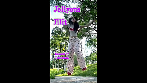 A bear in pajamas? I danced to Illit's "Jellyous" ♪