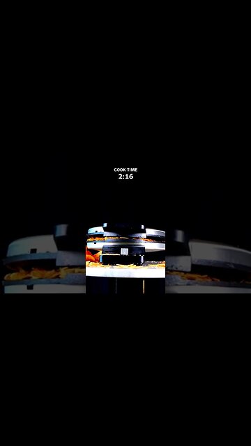 Pizza Pringles - Will it Waffle?