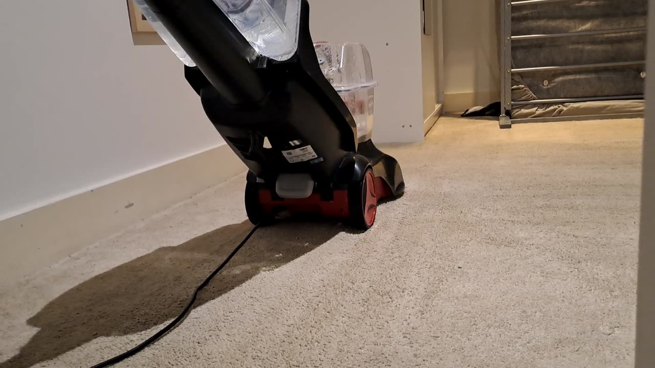 HOW TO CLEAN CARPETS