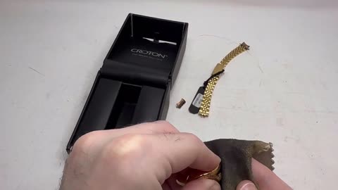 Jewelry Restorer's Secret Method for RESTORING GOLD WATCHES