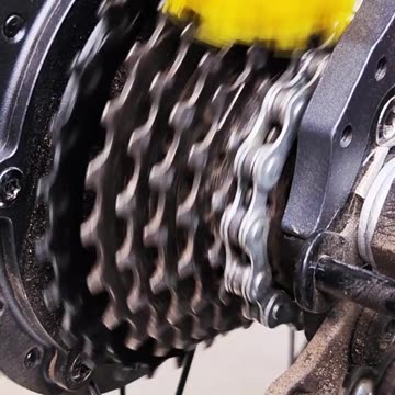 Bike freewheel cleaning without dismantling quickly and efficiently
