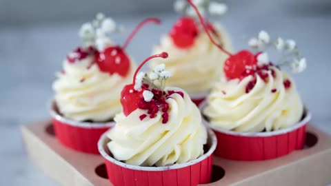 How to Find Branded Edible Photo Cupcakes