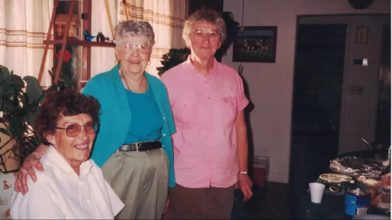 Mother & Dad's Photo Album 18