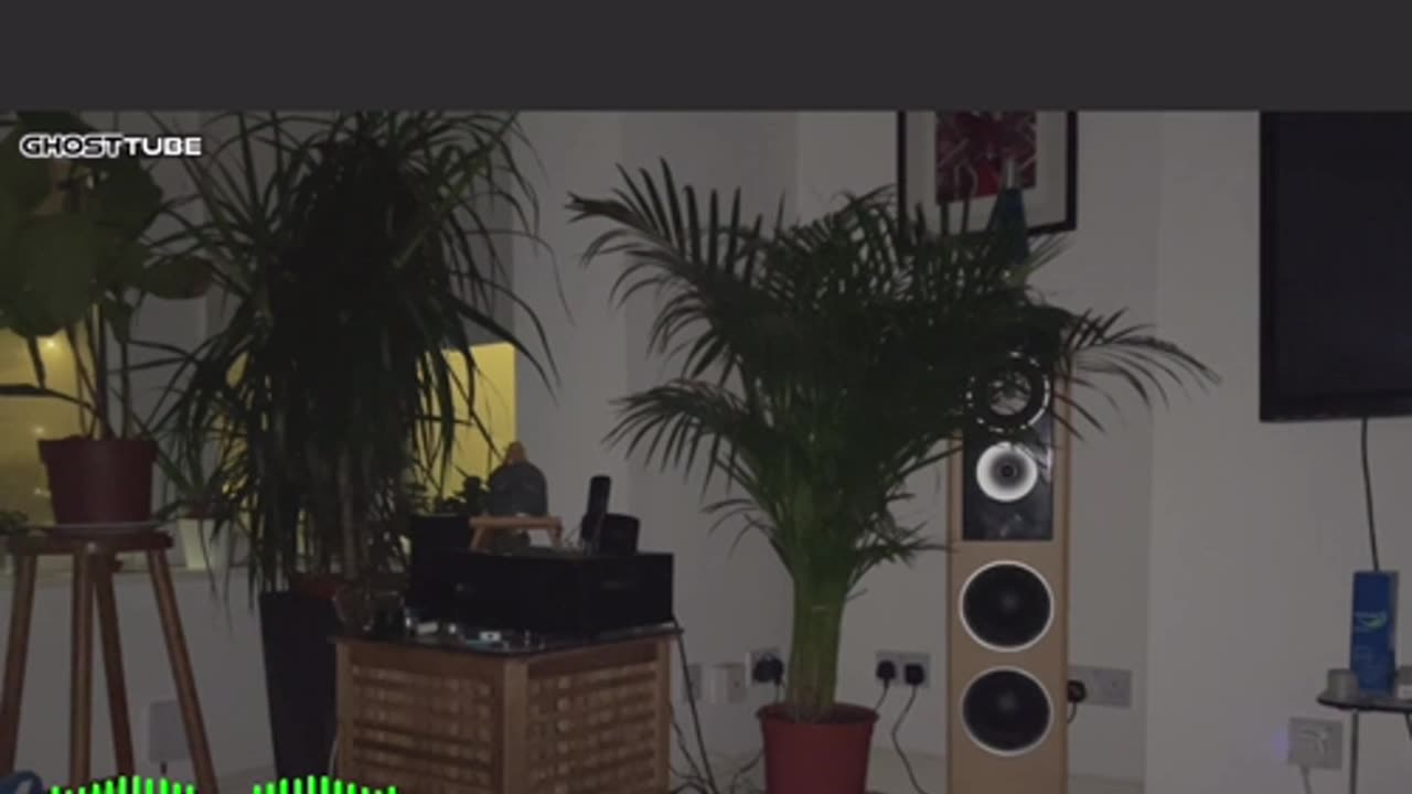😱🔮 Incredible! Orbs Appeared When Asked! | TheHauntingHour