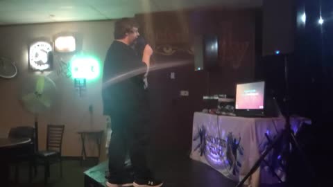 AUTISTIC MAN KILLS AVRIL LEVIGNE- HERE'S TO NEVER GROWING UP LIVE COVER