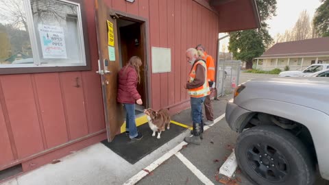 "PUBLIC EMPLOYEES FREAK OUT OVER A CAMERA!!" BLUE LAKE, CA FIRST AMENDMENT