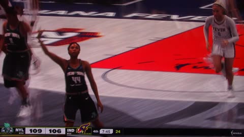 WNBA: Indiana Fever vs New York Liberty (Buzzer Beater)