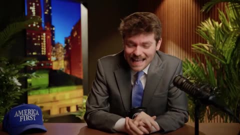 Nick Fuentes COOKS Candace Owens: "She’s NOT Smart—Like Kai Cenat Trying to READ!"