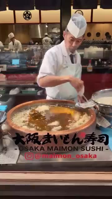 He Touches Hot Oil with His Bare Hands 😱🔥 | Tempura Master at Kuromon Market Osaka Japan 🇯🇵
