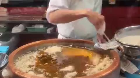 He Touches Hot Oil with His Bare Hands 😱🔥 | Tempura Master at Kuromon Market Osaka Japan 🇯🇵